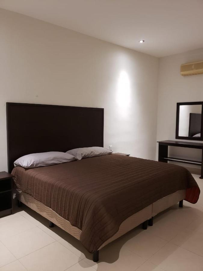 Habitaciones Boulevard 巴耶斯城 外观 照片